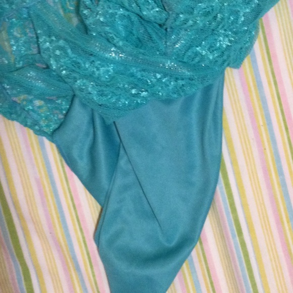 Vintage Light Turquoise Lace Sheer Sleeves Top by Tres Pink Hearts - Picture 12 of 14